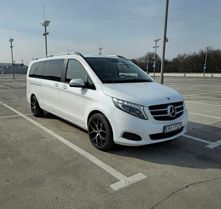 Mercedes-Benz Klasa V cena 199260 przebieg: 190000, rok produkcji 2017 z Kraków małe 232